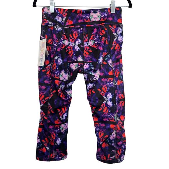LuLaRoe Women's Small Capri Legging Activewear Colorful Moisture Wicking Comfort - Picture 2 of 6